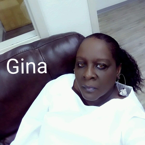 Meet your Posher, Regina - Picture 1 of 1